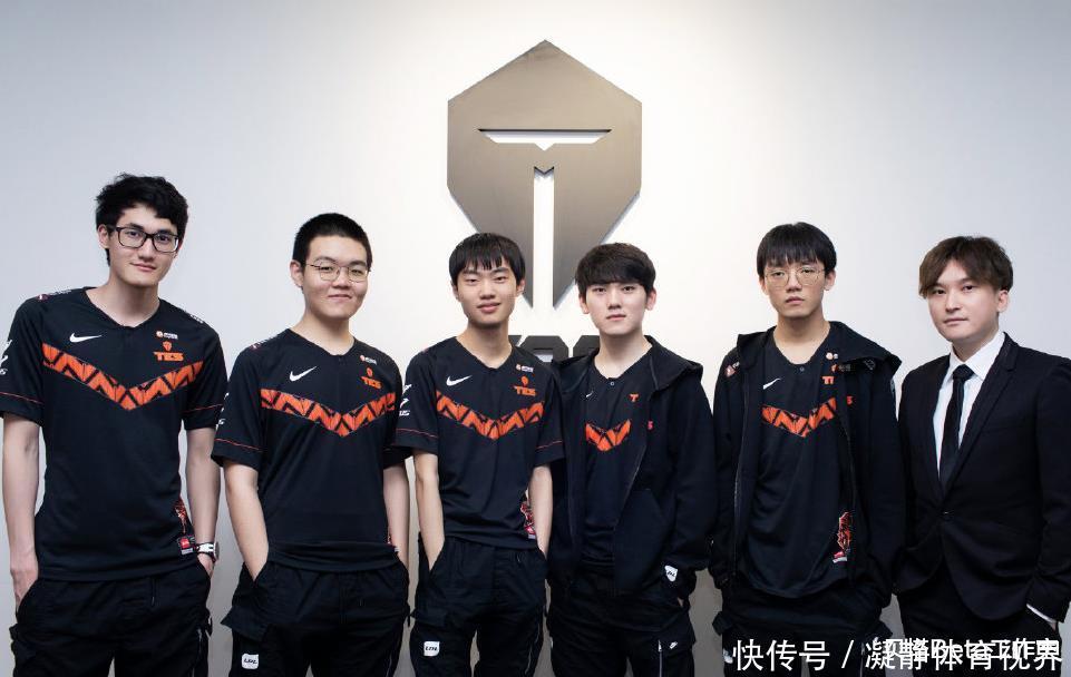 富的後衛 富的後衛