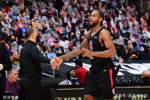 会发表演讲 会发表演讲