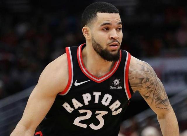 在绿茵场上 在绿茵场上